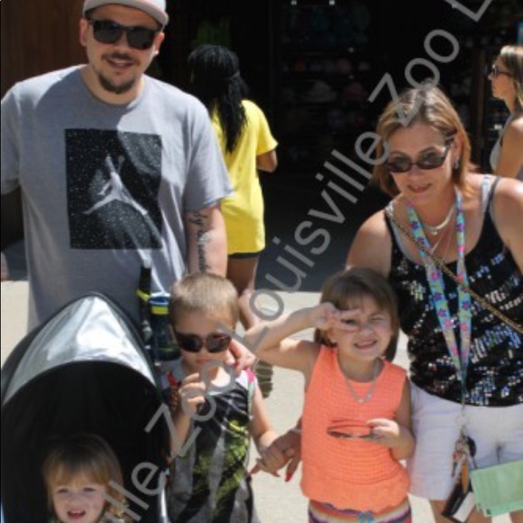 Meet your Posher, Tracy - Picture 3 of 3